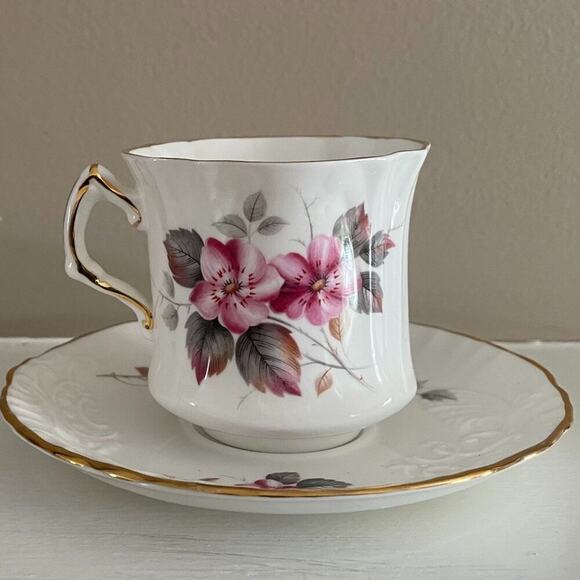 VTG Hammersley, Spode, Fine Bone China Teacup & Saucer, Floral, Pink, Gray - Picture 2 of 8